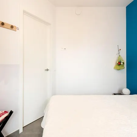 Apartment In Near The *